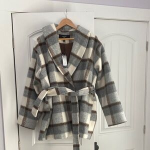 Vero Moda Gray and Brown Plaid Trench Coat
